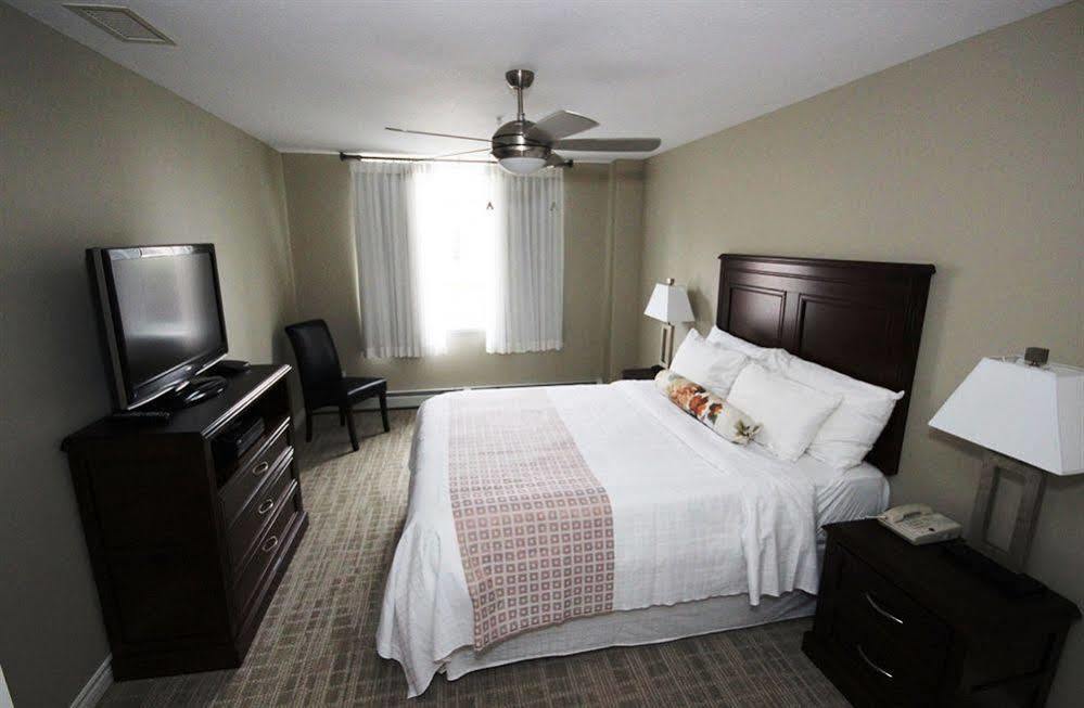 Canterra Suites Hotel Edmonton Exteriör bild